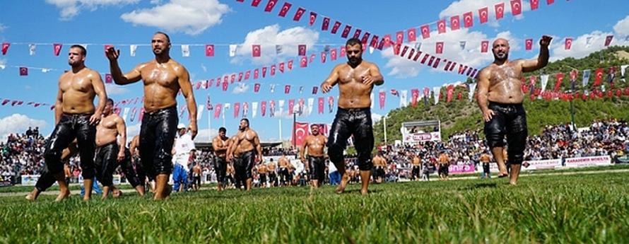 Osmancık Güreşleri Kırkpınar’ı aratmadı!